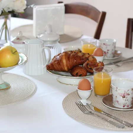 Rue Royale 3* Versailles